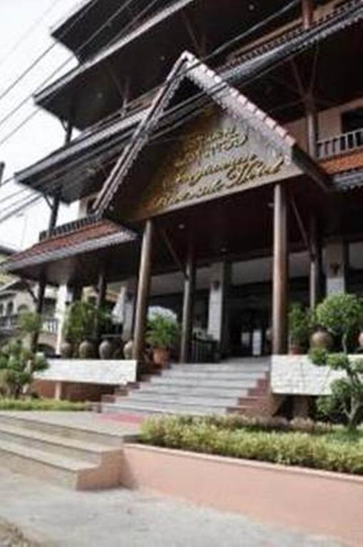 Sengtawan Riverside Hotel Вьентьян Экстерьер фото